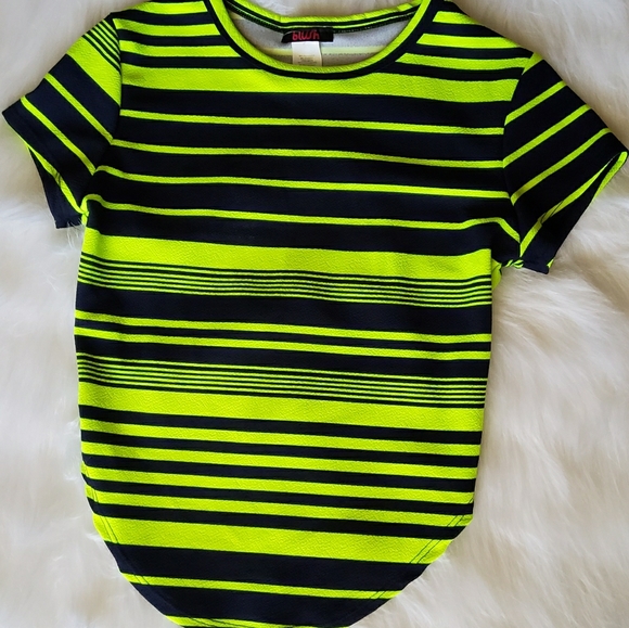 Top - Picture 1 of 2